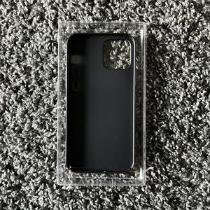 iPhone 12/12 Pro Black Case